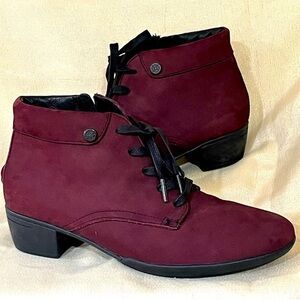 Bussola silk nubuck pavia porter suede booties wine burgundy red 39‎ US 8.5 EUC